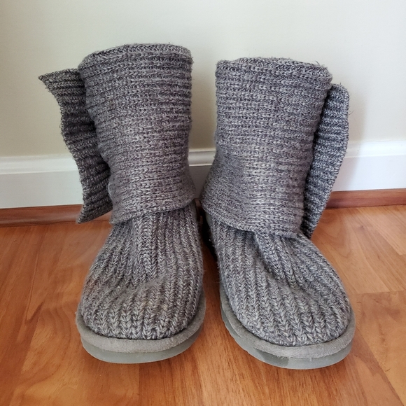 UGG Classic Cardy Boots - Picture 2 of 4